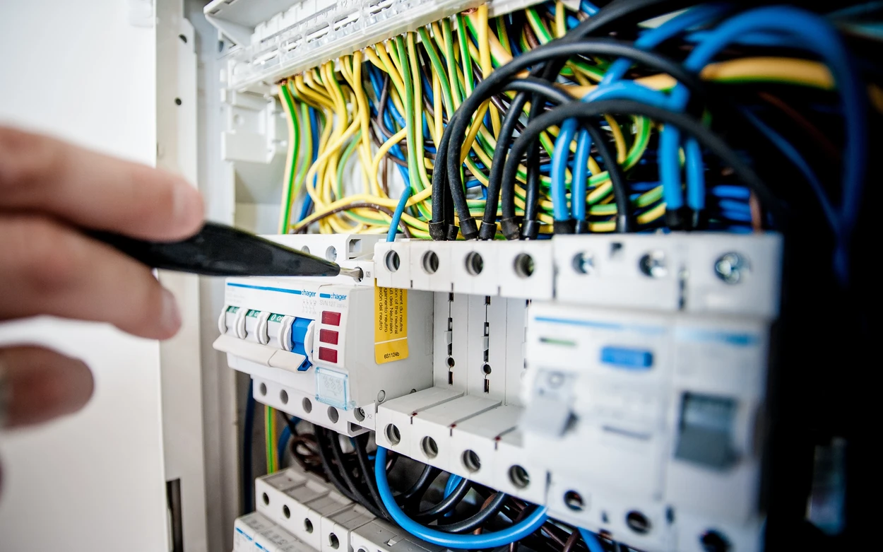 Современное
электротехническое оборудование от производителя