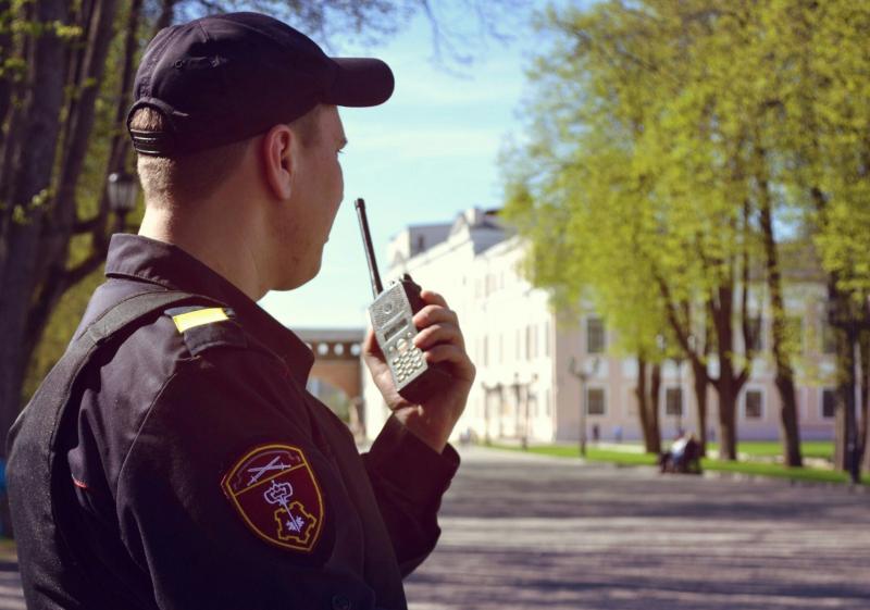 В Великом Новгороде сотрудники Росгвардии разыскали  пропавшего ребенка