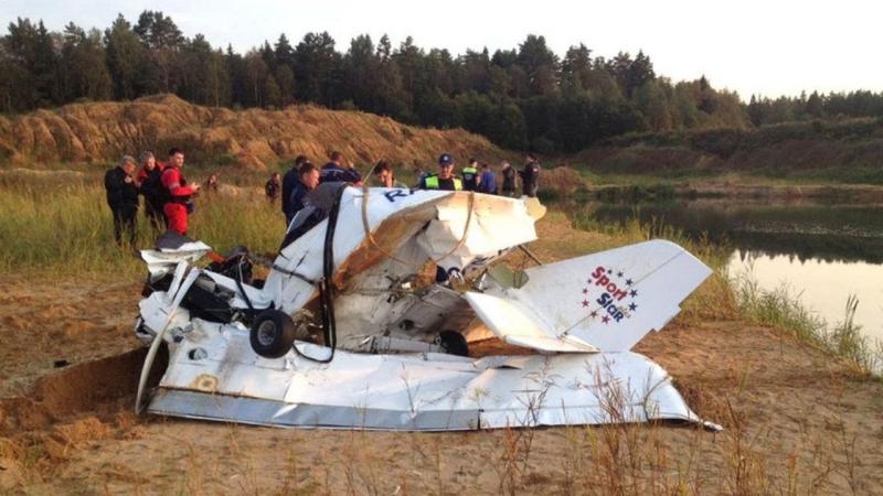 Легкомоторный самолет упал около села Душоново.