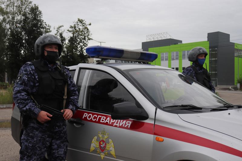 В Йошкар-Оле сотрудники Росгвардии задержали гражданина, угрожавшего физической расправой