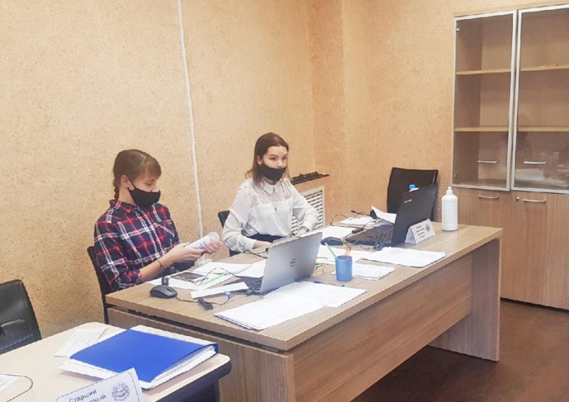 Студенты-психологи ХГУ помогают жителям Хакасии справиться со стрессом