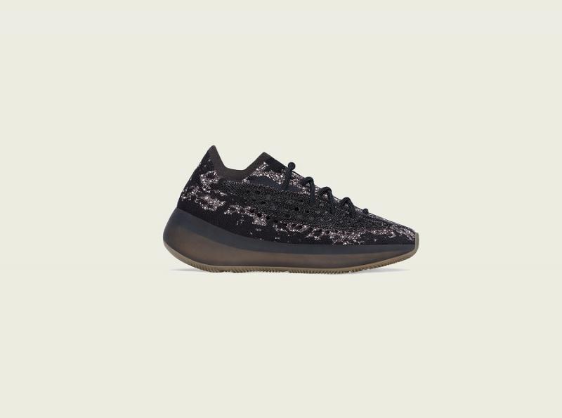adidas + Kanye West представляют новые силуэты кроссовок Yeezy Boost