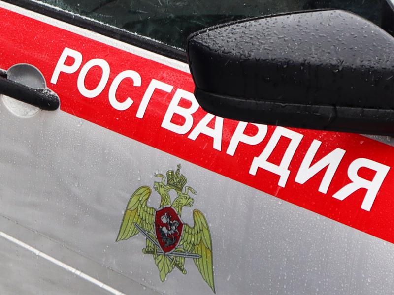 В Ставропольском крае сотрудники Росгвардии спасли людей на пожаре