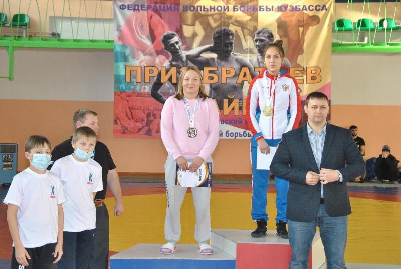 Студентка ХГУ стала чемпионом всероссийских соревнований по вольной борьбе