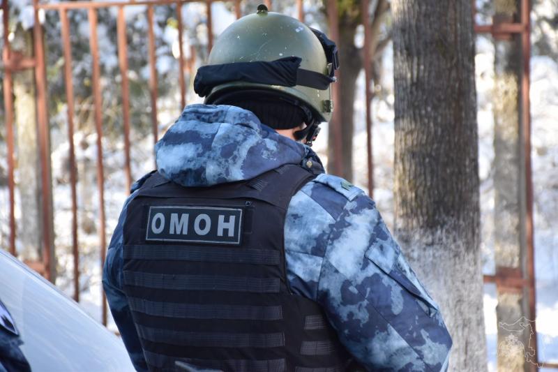 РОСГВАРДЕЙЦЫ АДЫГЕИ ПРИНЯЛИ УЧАСТИЕ В ОБЕСПЕЧЕНИИ ОХРАНЫ ОБЩЕСТВЕННОГО ПОРЯДКА ВО ВРЕМЯ ПРАЗДНОВАНИЯ «КРЕЩЕНИЯ ГОСПОДНЯ»