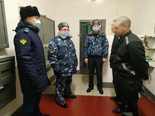 Заместитель прокурора Ярославской области Алексей Кукин посетил ИК-8 областного УФСИН