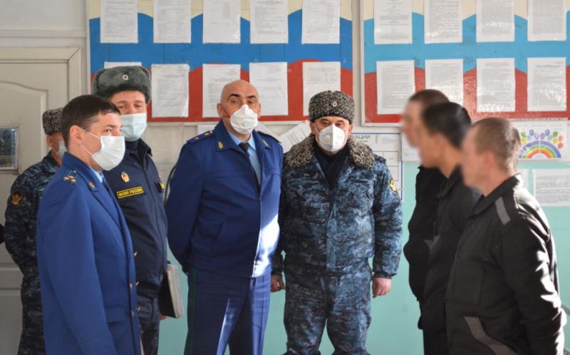 Прокурор Республики Тыва посетил следственный изолятор города Кызыла.