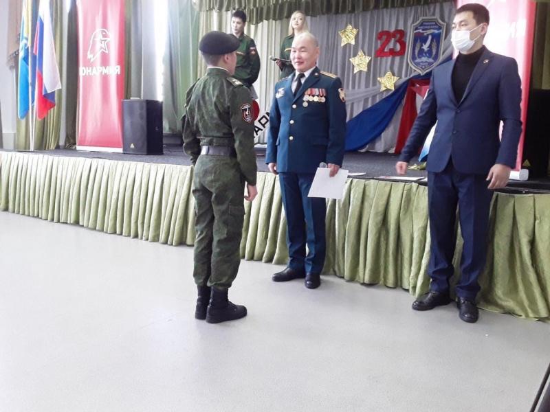 Офицеры Росгвардии Тувы провели эстафету для кадетов