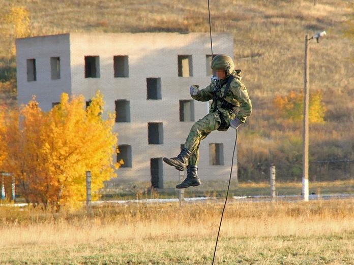 Росгвардия Оренбуржья продолжает знакомство с военными профессиями