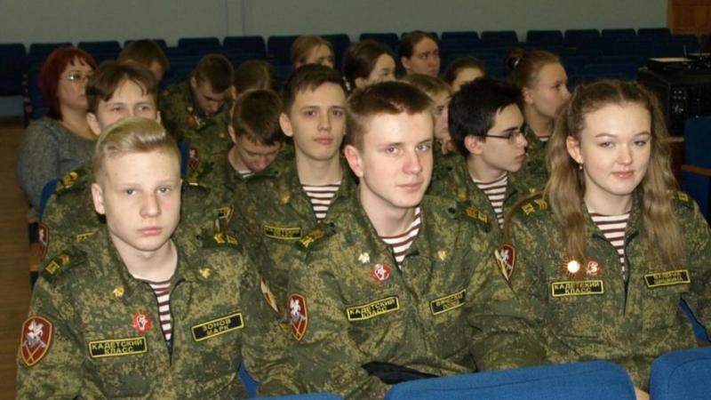 Кировские росгвардейцы рассказали школьниками о профессиях Росгвардии
