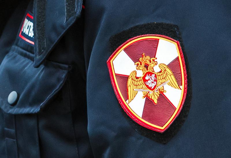 В Челябинске сотрудники Росгвардии задержали подозреваемого в краже из строительного магазина