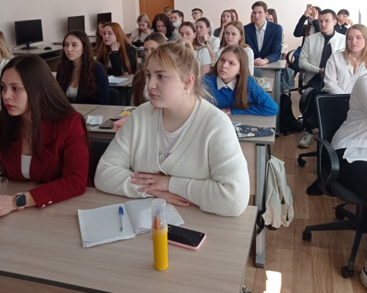 «Балтийский лизинг» провел лекцию для выпускников Нижегородского губернского колледжа