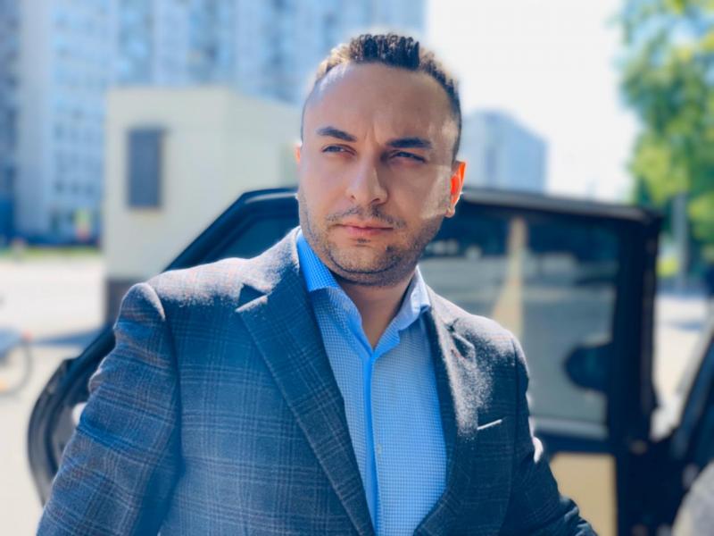 Московский адвокат Алексей Демидов защитил полицейского от Сбербанка