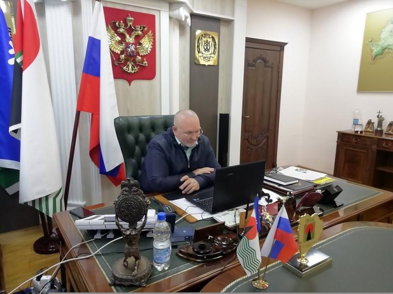 Владимир Семенов провел встречу с депутатами Думы Нефтеюганского района