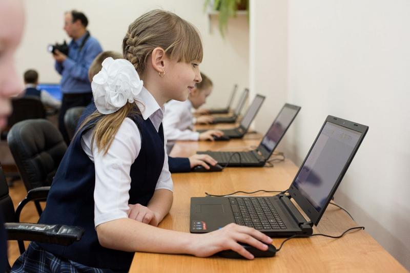 Народный фронт предлагает Правительству установить для школ единый интернет-тариф
