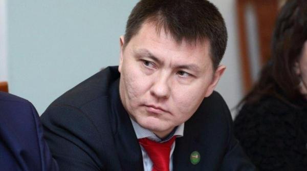 Рейдер Миниханов, скрывшийся от правосудия Казахстана – идет в депутаты Омска.