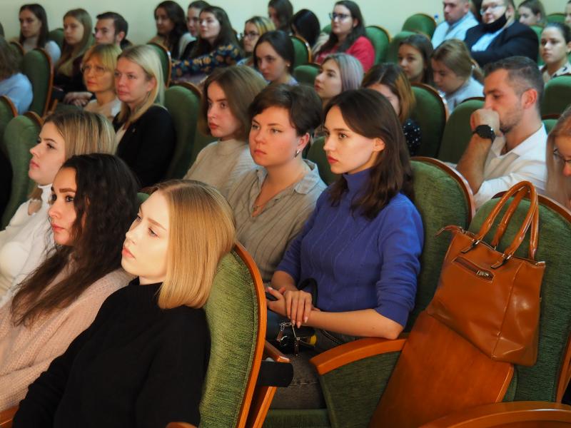 В Липецком филиале РАНХиГС состоялся бизнес-тренинг для студентов