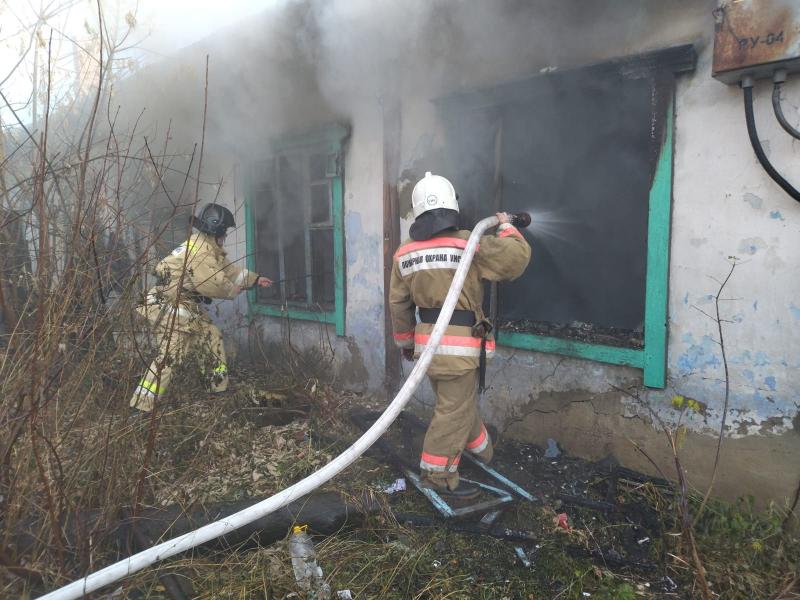Сотрудники ИК-1 ГУФСИН России по Кемеровской области-Кузбассу спасли человека на пожаре