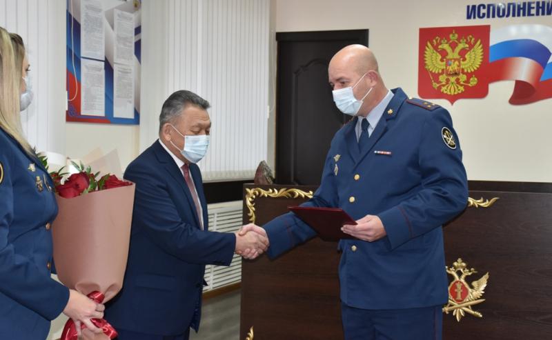 Председателя совета ветеранов ОФСИН России по Республике Алтай поздравили с юбилеем