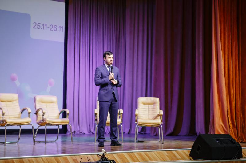 В Липецке проходит просветительский форум для молодежи Znanie Science Fest Российского общества «Знание»