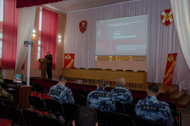 В управлении Росгвардии по Пензенской области прошли занятия с руководителями учебных групп по военно-политической (политической) работе
