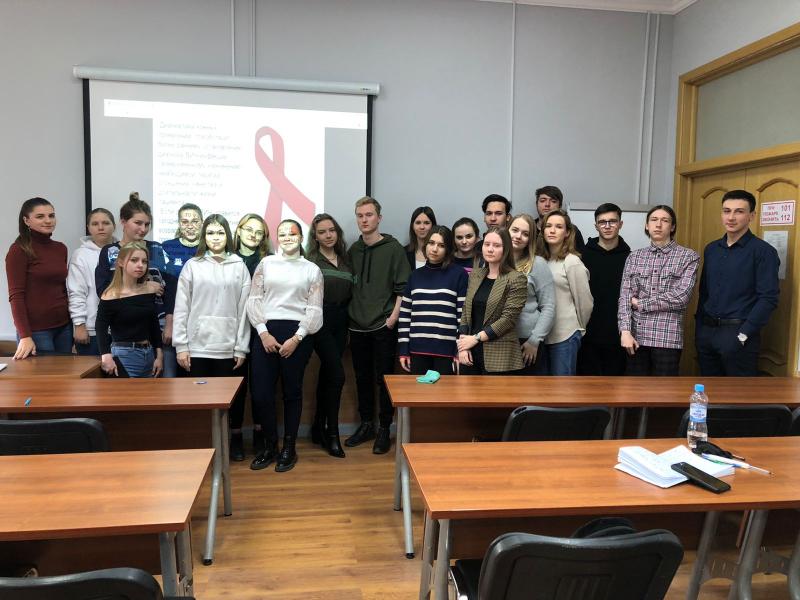 Кураторские часы, посвящённые Всемирному дню борьбы со СПИДом 2021