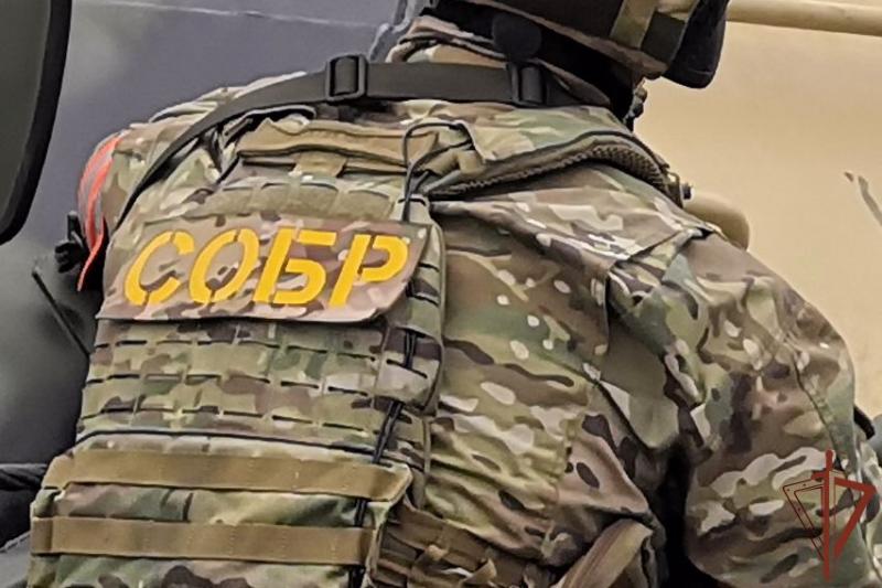 При содействии СОБР Росгвардии на Урале задержаны подозреваемые в разбойном нападении