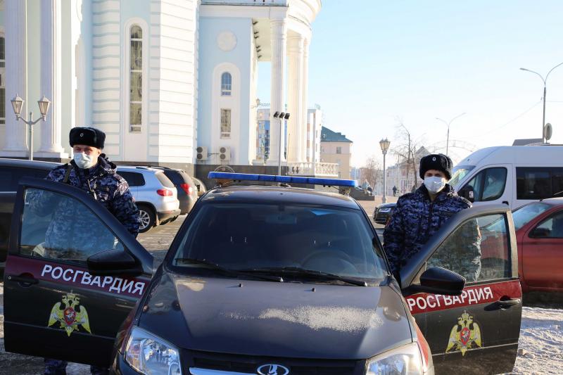 В Саранске росгвардейцы задержали гражданку по подозрению в хищении