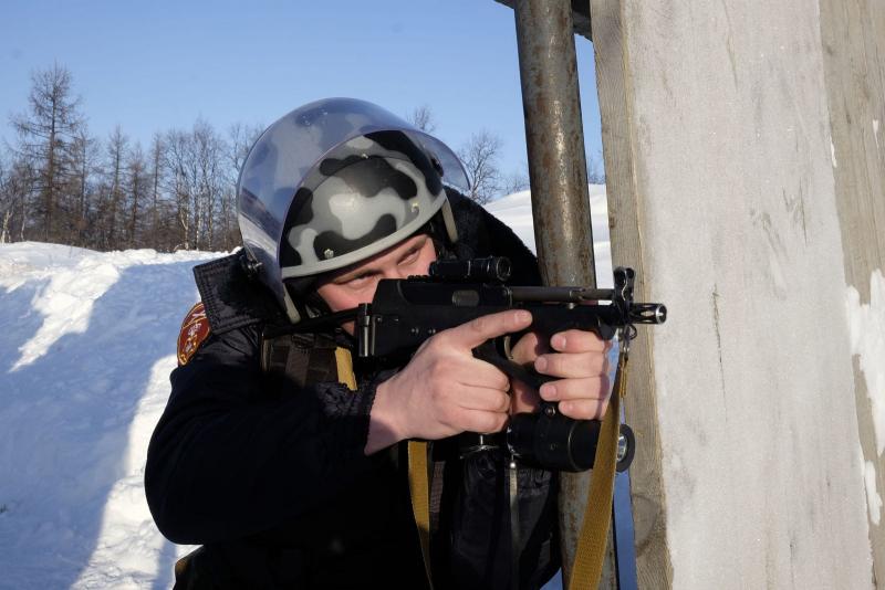 Нарьянмарцам дали рекомендации по безопасному обращению с оружием