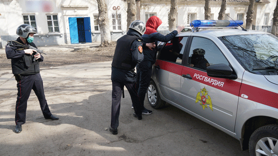 В городе Димитровграде сотрудники вневедомственной охраны Росгвардии задержали подозреваемых в хищении имущества