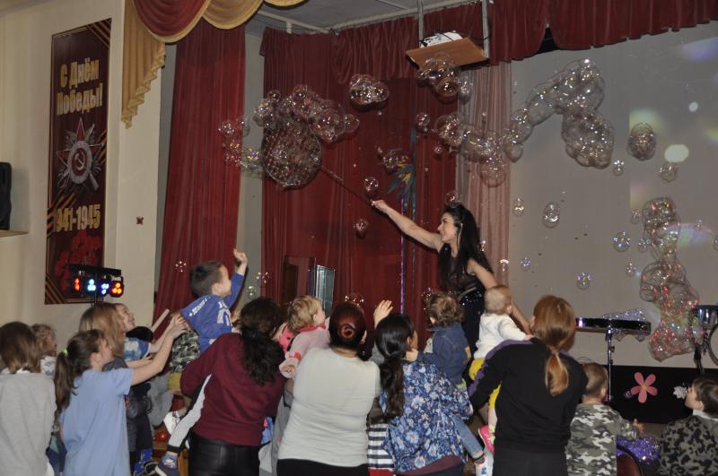 Филиалы «Кировэнерго» и «Мариэнерго» провели праздник для детей беженцев из ДНР и ЛНР