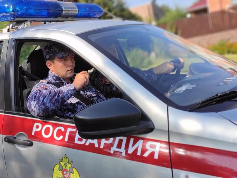 Универсальная услуга от Росгвардии «Мобильный телохранитель» набирает популярность у жителей Иркутской области