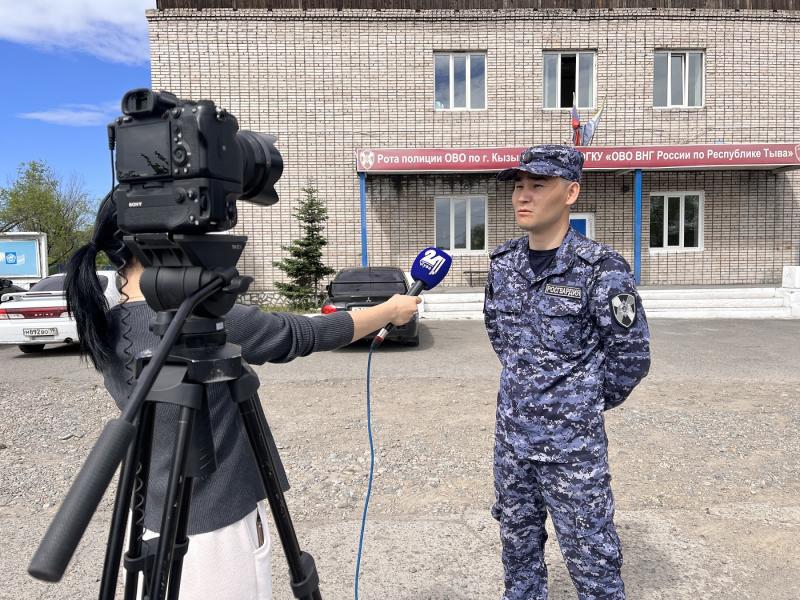 Журналисты ТК «Тува 24» стали свидетелями отбора кандидатов на службу во вневедомственную охрану Росгвардии