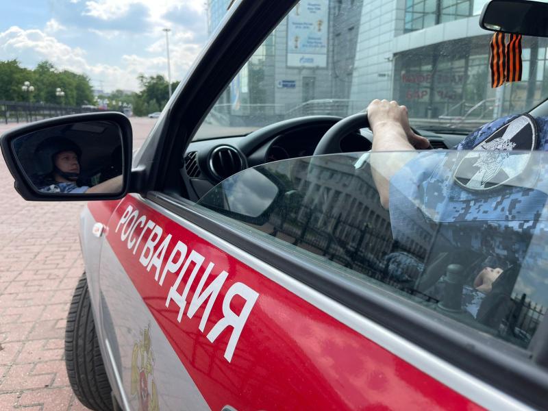 Сотрудники вневедомственной охраны Росгвардии Подмосковья рассказали о новой системе защиты транспортных средств