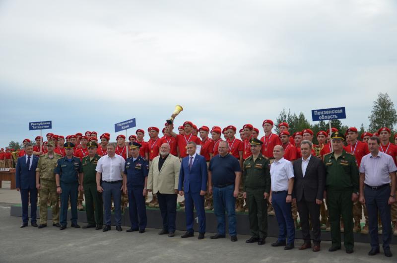 Представители управления Росгвардии по Пензенской области побывали на церемонии закрытия военно-патриотических сборов «Гвардеец»