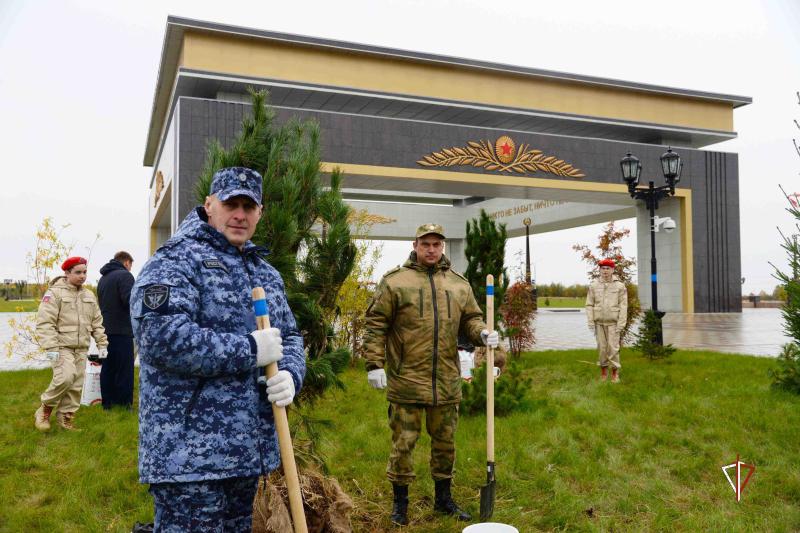 Росгвардия присоединилась ко всероссийской акции «Сад памяти» на Ямале