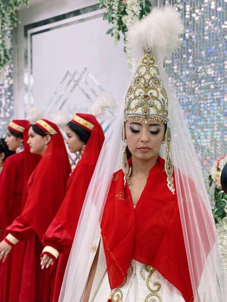Новые серии проекта «Ах, эта свадьба» расскажут о традиционной казахской свадьбе
