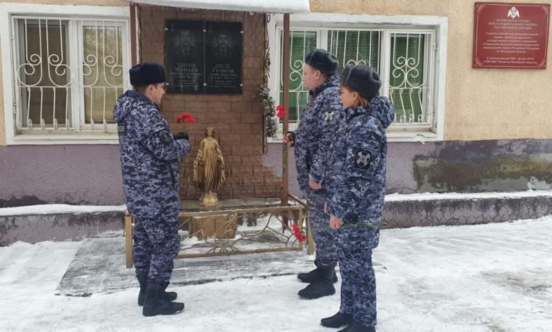 В Солнечногорске сотрудники вневедомственной охраны почтили память погибших коллег
