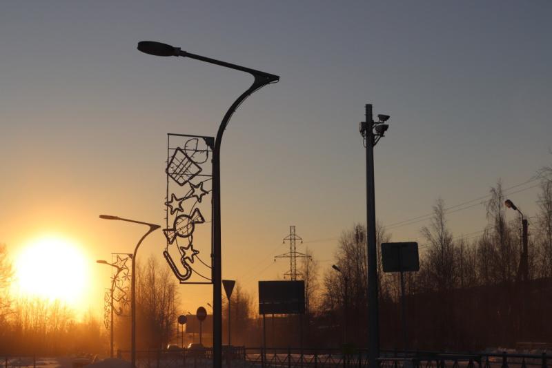 В Ноябрьске подключили к электрическим сетям новый комплекс видеофиксации «Безопасный город»