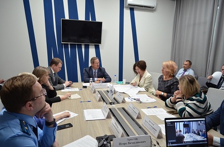 Уполномоченный по защите прав предпринимателей в Челябинской области провел круглый стол «Снижение административного давления на бизнес»