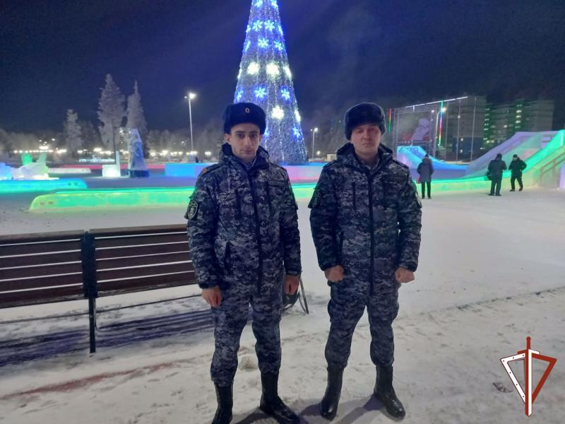 Военнослужащие и сотрудники Росгвардии обеспечили безопасность югорчан в новогоднюю ночь