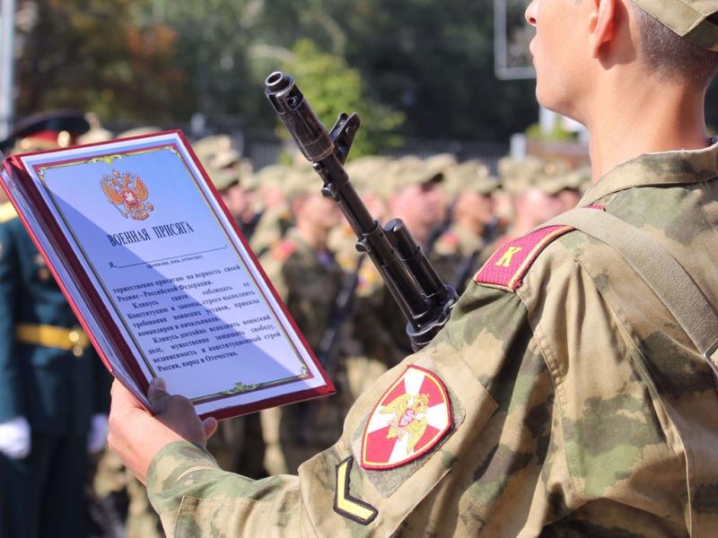 Выпускники из Хакасии могут стать офицерами войск национальной гвардии России