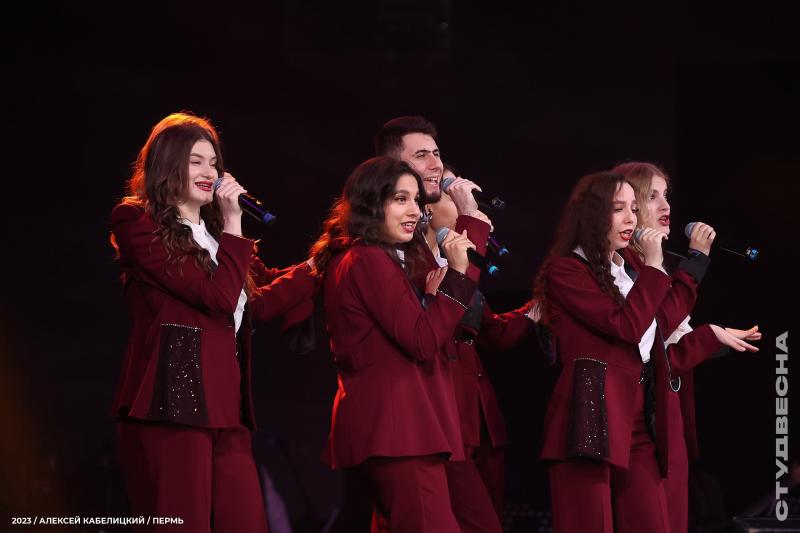 Ансамбль «Эва» КемГИК - лауреат I степени XXXI фестиваля «Российская студенческая весна»