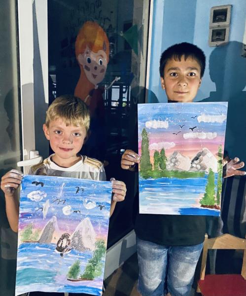 Армянские и русские дети блокадного Нагорного Карабаха: «Мы, сильны духом и творим в блокадном Арцахе». Фоторяд