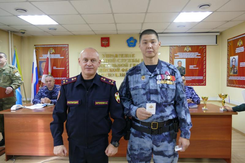 Сотрудник Росгвардии удостоен награды «За спасение»