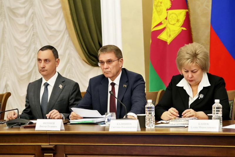 Депутат ЗСК Виктор Тепляков принял участие в сессии Городского Собрания Сочи