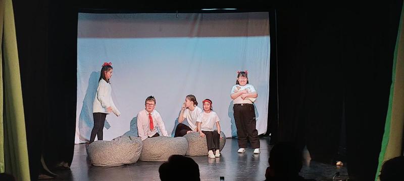 Министерство культуры Бурятии: "Актриса Театра имени Бестужева признана лучшим в Бурятии преподавателем школьного театра" - Театр, Дети, Россия, Культура, 2023 - Министр Соелма Дагаева