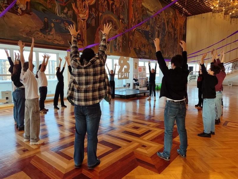 Минкультуры Бурятии: "Лучшим в Бурятии преподавателем школьного театра признана актриса Театра имени Бестужева" - Театр и Дети, Россия, Культура, 2023 год, Соелма Дагаева