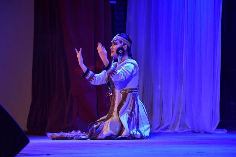 "Спасибо от души, ребята!" - Театр, Дети, Россия, Культура, Гастроли, 2023 - Министр культуры Бурятии Соелма Дагаева, Министерство культуры Бурятии