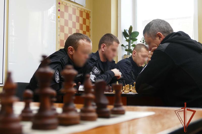Лучших шахматистов определили среди росгвардейцев Иркутской области